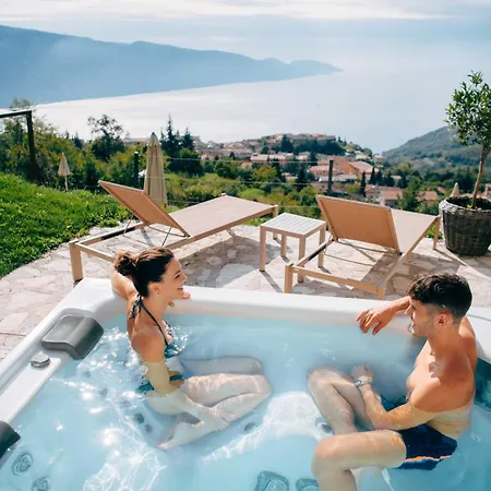 Borgo Le Vigne - La Vinaccia Only Adults Tignale